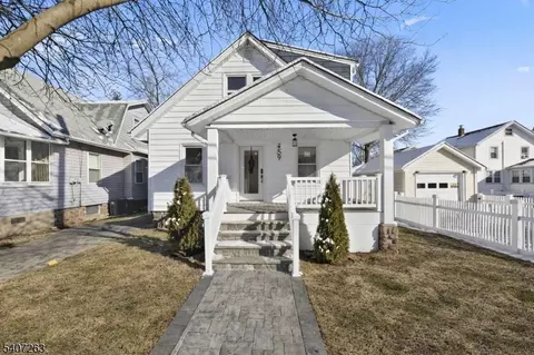 159 2nd Ave, Hawthorne, NJ 07506