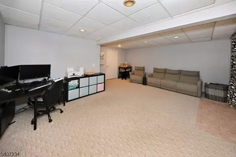 8015 Brittany Dr, Wayne, NJ 07470 photo 23