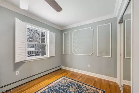 18 Vermont Dr, Paramus, NJ 07652 photo 24