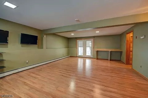 1316 Alps Rd, Wayne, NJ 07470 photo 28