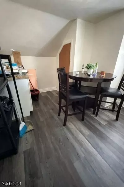 99 Cutler St, Newark, NJ 07104