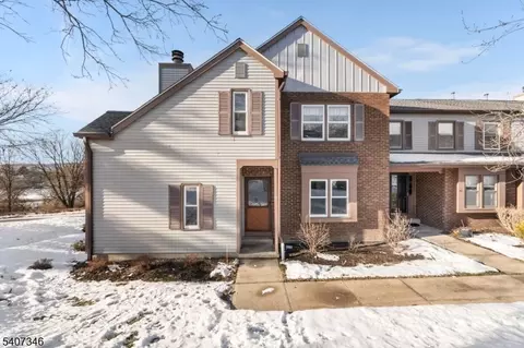 45 Barn Owl Dr, Hackettstown, NJ 07840