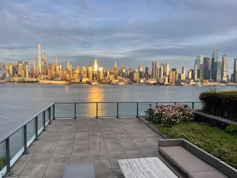 1200 Avenue At Port Imperial #705, Weehawken, NJ 07086