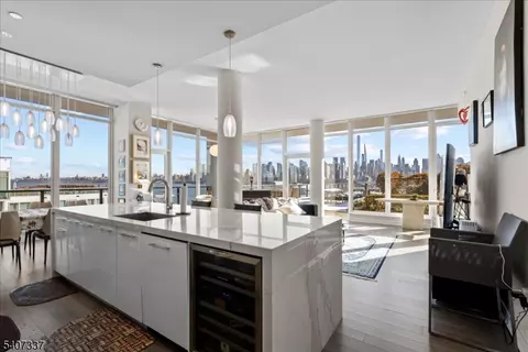 1200 Avenue At Port Imperial #705, Weehawken, NJ 07086