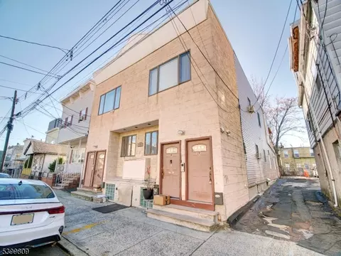 32 W 19th St, Bayonne, NJ 07002