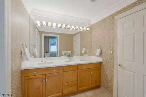 45 Butternut Ln, Basking Ridge, NJ 07920 photo 32
