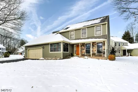 40 Susquehanna Trl, Somerville, NJ 08876