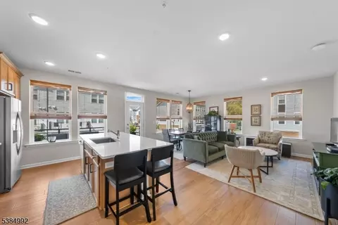 4 Sadie Cir #4205, Union, NJ 07083