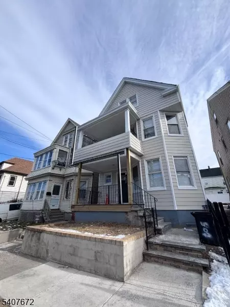 509 E 26th St, Paterson, NJ 07514