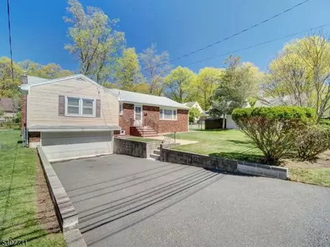 25 Woodland Ave, West Orange, NJ 07052