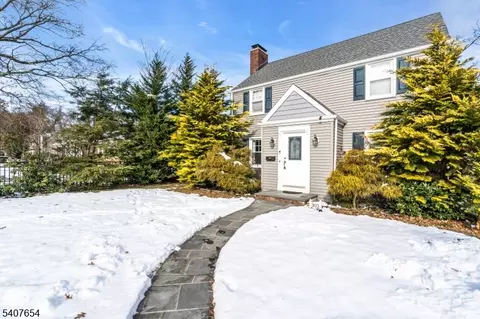 303 Ashland Rd, Middlesex, NJ 08846