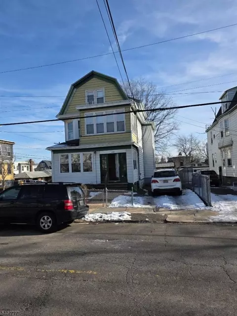 388 Seymour Ave, Newark, NJ 07112