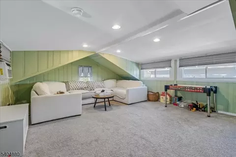 14 Oneida Trl, Wayne, NJ 07470 photo 24