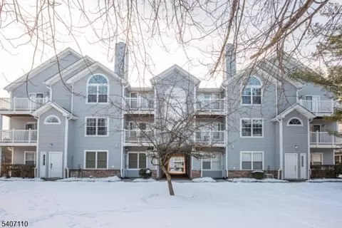 10 Springbrook Rd E #10, Montville, NJ 07045