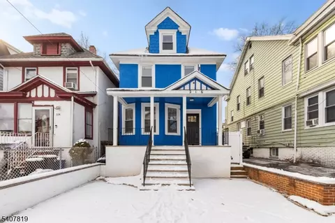 216 Renner Ave, Newark, NJ 07112