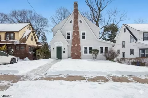 22 Dartmouth Rd, West Orange, NJ 07052