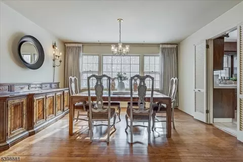 14 Skylark Rd, Springfield, NJ 07081 photo 4