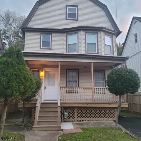 133 W 3rd Ave, Roselle, NJ 07203