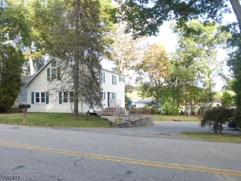 21 Reservoir Rd, Rockaway, NJ 07866