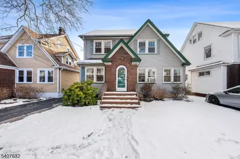 305 Hillside Rd, Elizabeth, NJ 07208