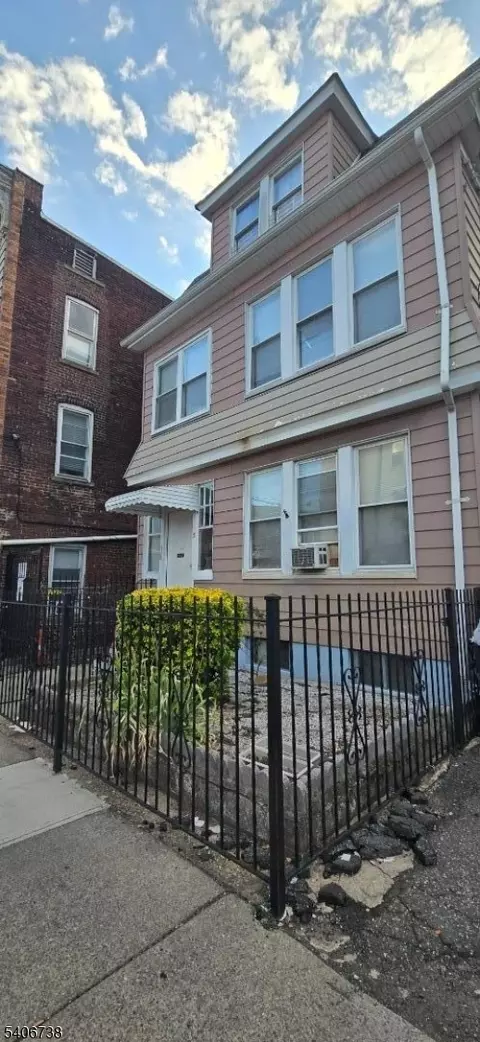 5 Frederick Ter #3, Irvington, NJ 07111
