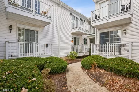 49 Alexandria Way Ondo, Basking Ridge, NJ 07920