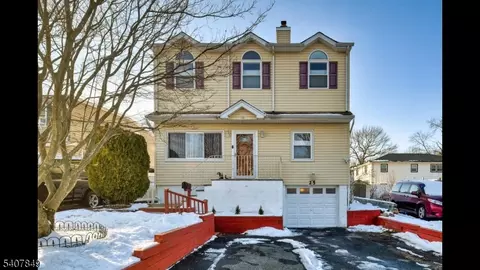 25 Wenonah Ave, Lake Hiawatha, NJ 07034