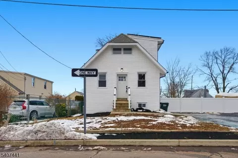 115 Frank St, Somerset, NJ 08873