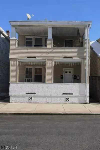 91 Martin St, Paterson, NJ 07501