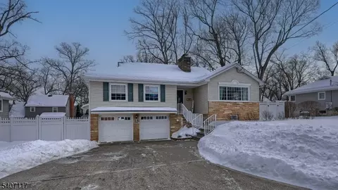 174 Hillcrest Dr, Wayne, NJ 07470