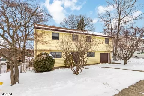 515 Herrick Dr, Dover, NJ 07801 photo 2