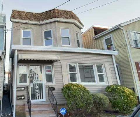 84 Brighton Ave, Kearny, NJ 07032