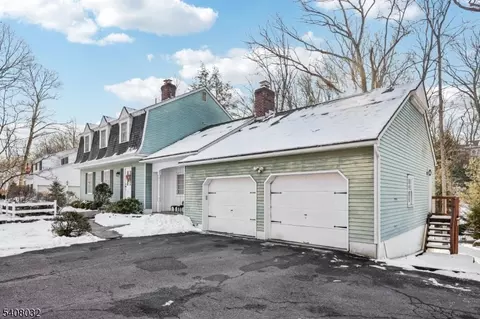 418 Pines Lake Dr, Wayne, NJ 07470 photo 5