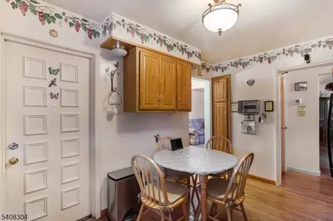431 Blanchard Ter, Hackensack, NJ 07601 photo 13