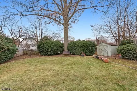 431 Blanchard Ter, Hackensack, NJ 07601 photo 38