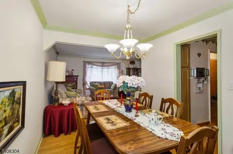 431 Blanchard Ter, Hackensack, NJ 07601 photo 6