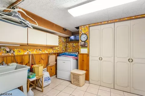 431 Blanchard Ter, Hackensack, NJ 07601 photo 33