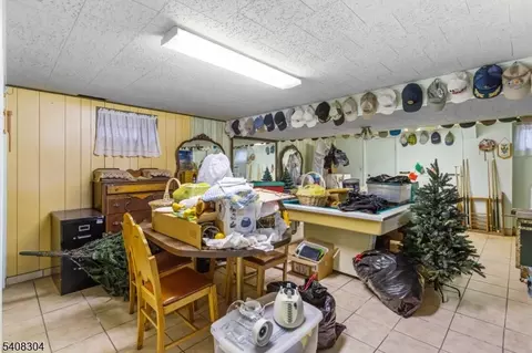 431 Blanchard Ter, Hackensack, NJ 07601 photo 31