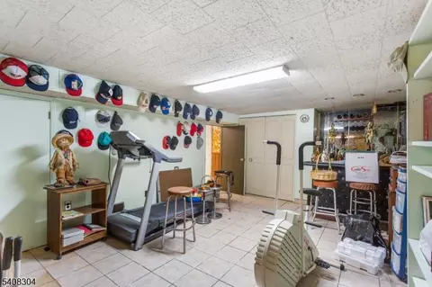 431 Blanchard Ter, Hackensack, NJ 07601 photo 29