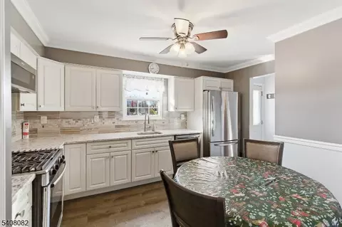 108 Windsor Ct, Hillsborough, NJ 08844