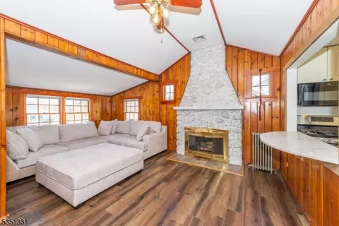 Living - 53 Laurel Dr, Wayne, NJ 07470 photo 1 of 4