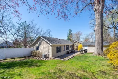 Exterior - 53 Laurel Dr, Wayne, NJ 07470 photo 3 of 6