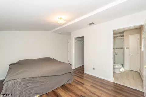 Bedroom - 53 Laurel Dr, Wayne, NJ 07470 photo 2 of 3