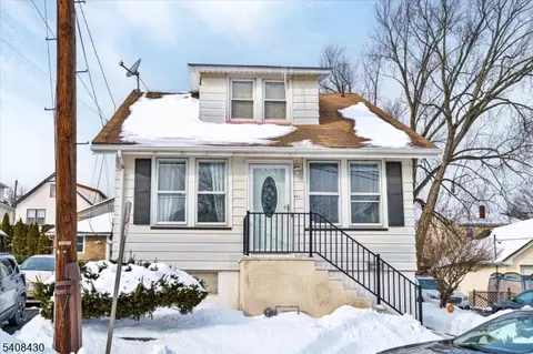 421 N 11th St, Prospect Park, NJ 07508