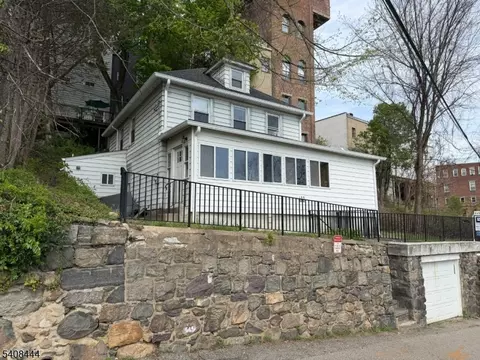 159 Plane St, Boonton, NJ 07005