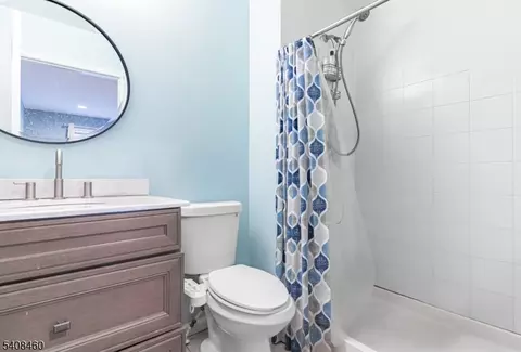 Bath - 708 E Front #5, Plainfield, NJ 07062 photo 4 of 4