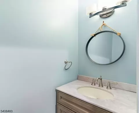 Bath - 708 E Front #5, Plainfield, NJ 07062 photo 2 of 4