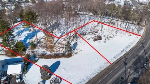 415 High Mountain Rd, North Haledon Boro, NJ 07508