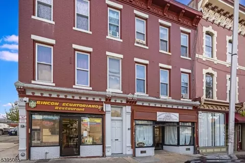 146 North Ave, Plainfield, NJ 07060