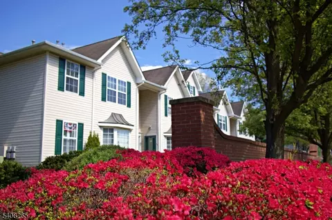 34 Chanda Ct #34, Clifton, NJ 07012